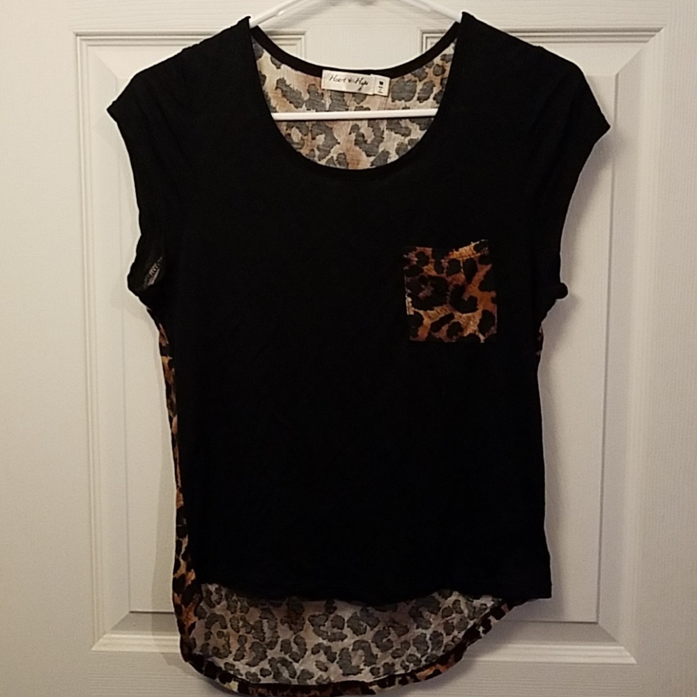 Cute black and leopard tee